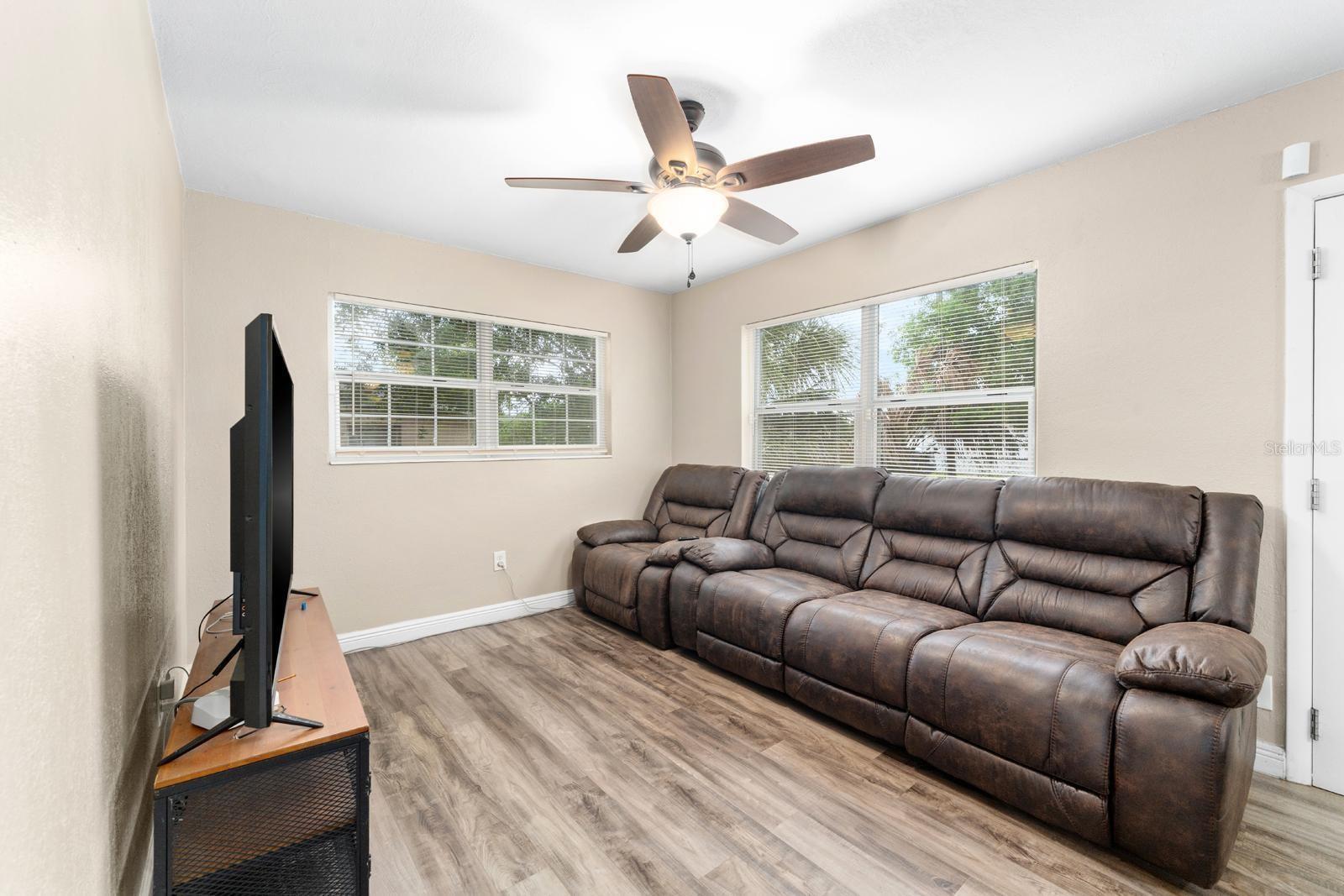 ENGLEWOOD - Residential