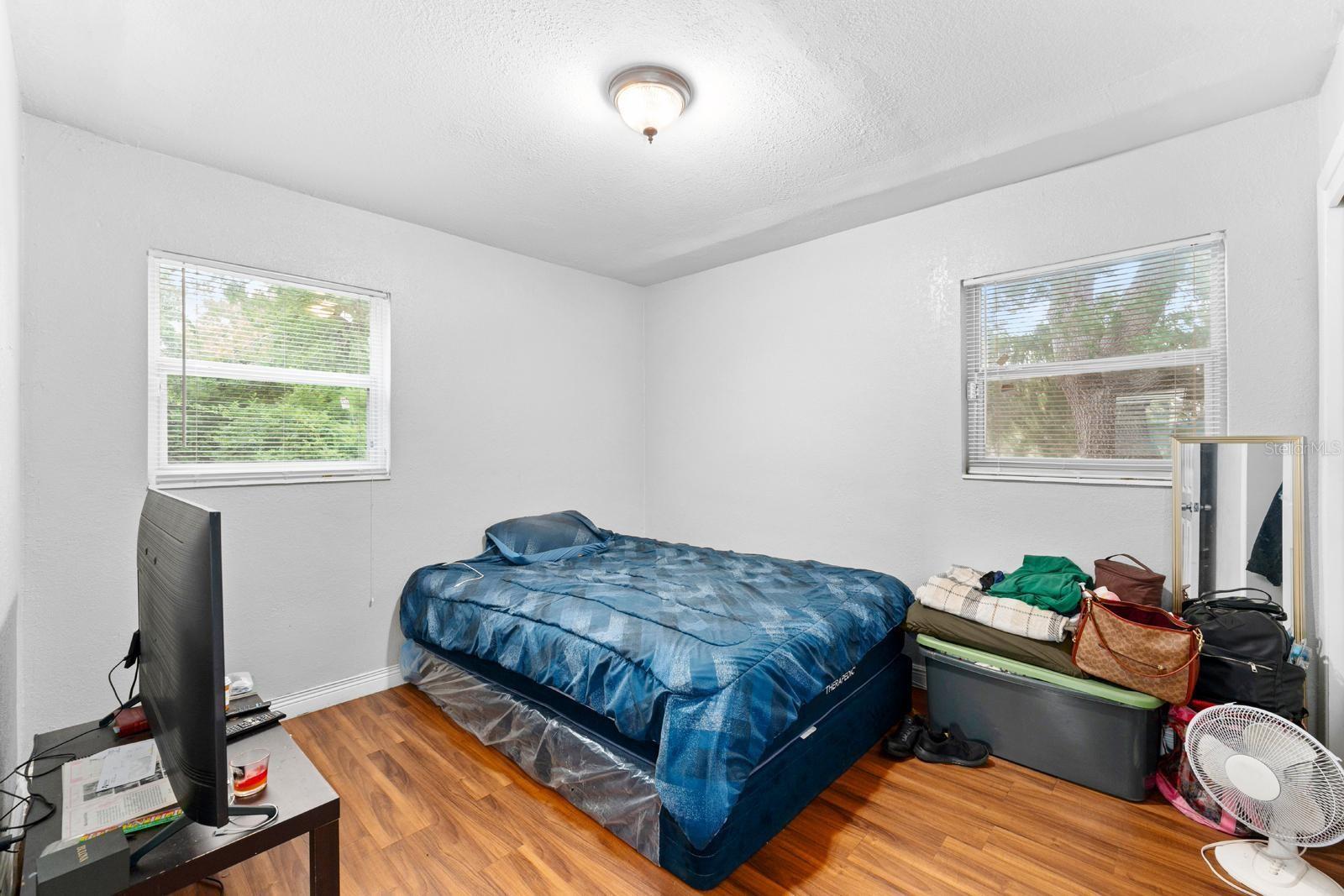 ENGLEWOOD - Residential