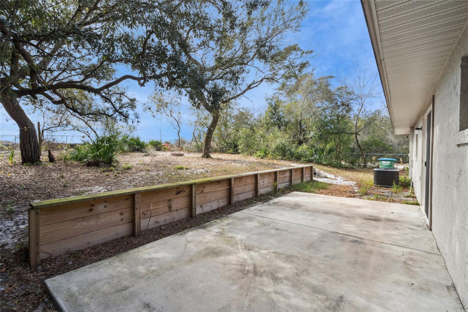 DELTONA LAKES UNIT 04 - Residential