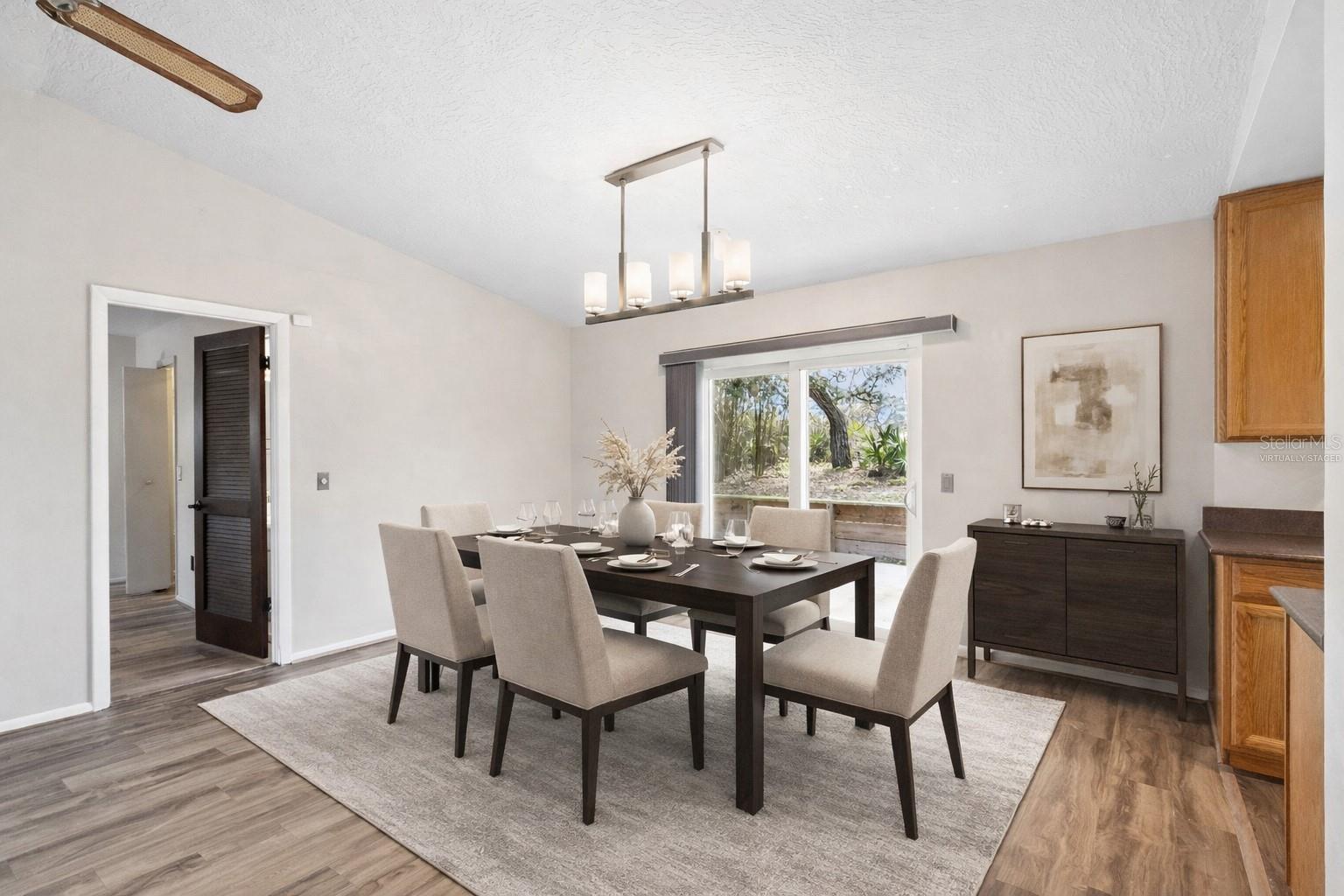 501 ANTOINETTE STREET