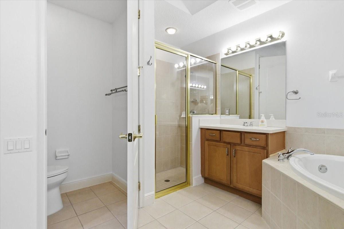 MOORINGS AT EDGEWATER II CONDO - Residential