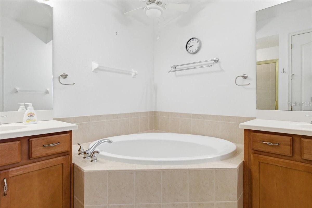 MOORINGS AT EDGEWATER II CONDO - Residential