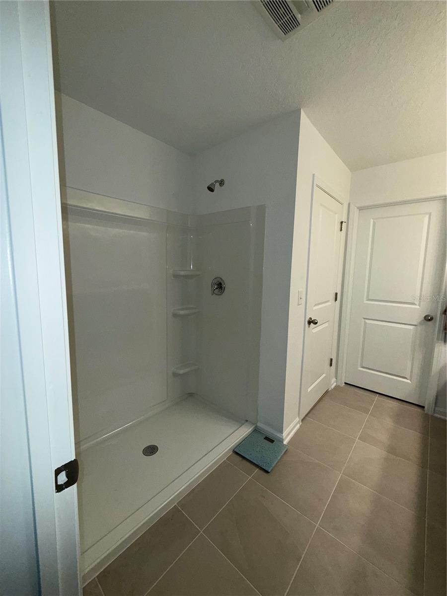07378 DUNNS CROSSING UNIT THREE A - Residential