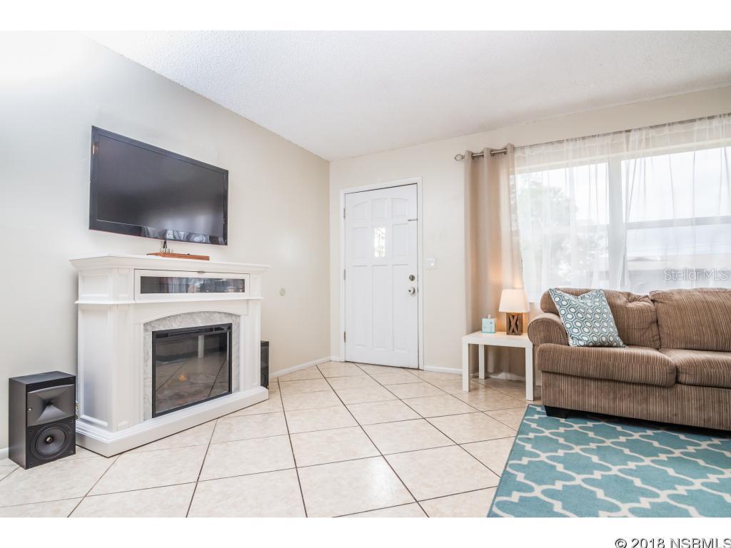 Florida Shores 01 - Residential