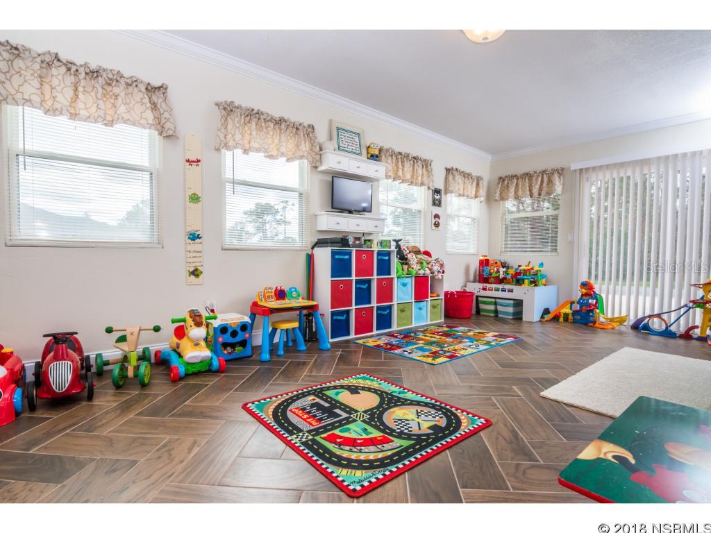 Florida Shores 01 - Residential