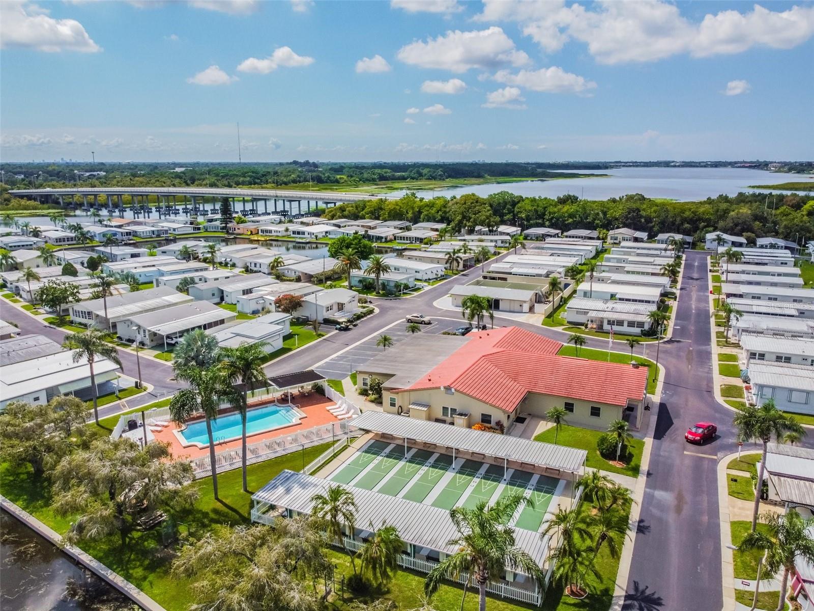 HOLIDAY SHORES MOBILE PARK UNREC - Residential