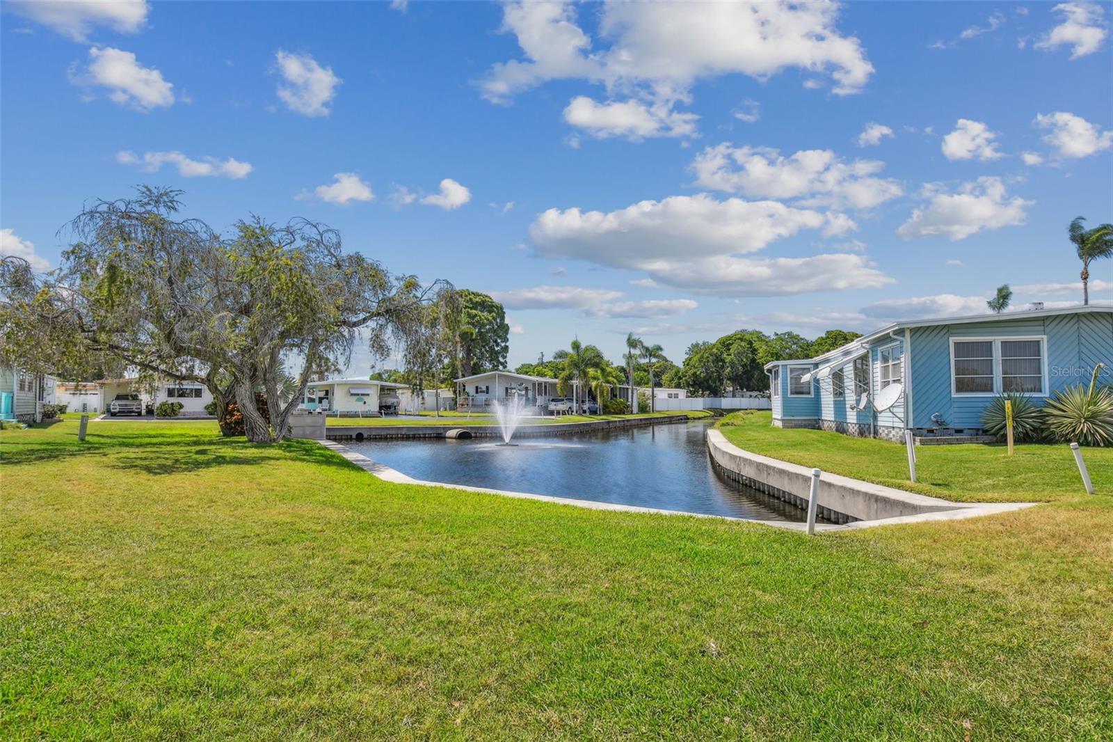 HOLIDAY SHORES MOBILE PARK UNREC - Residential