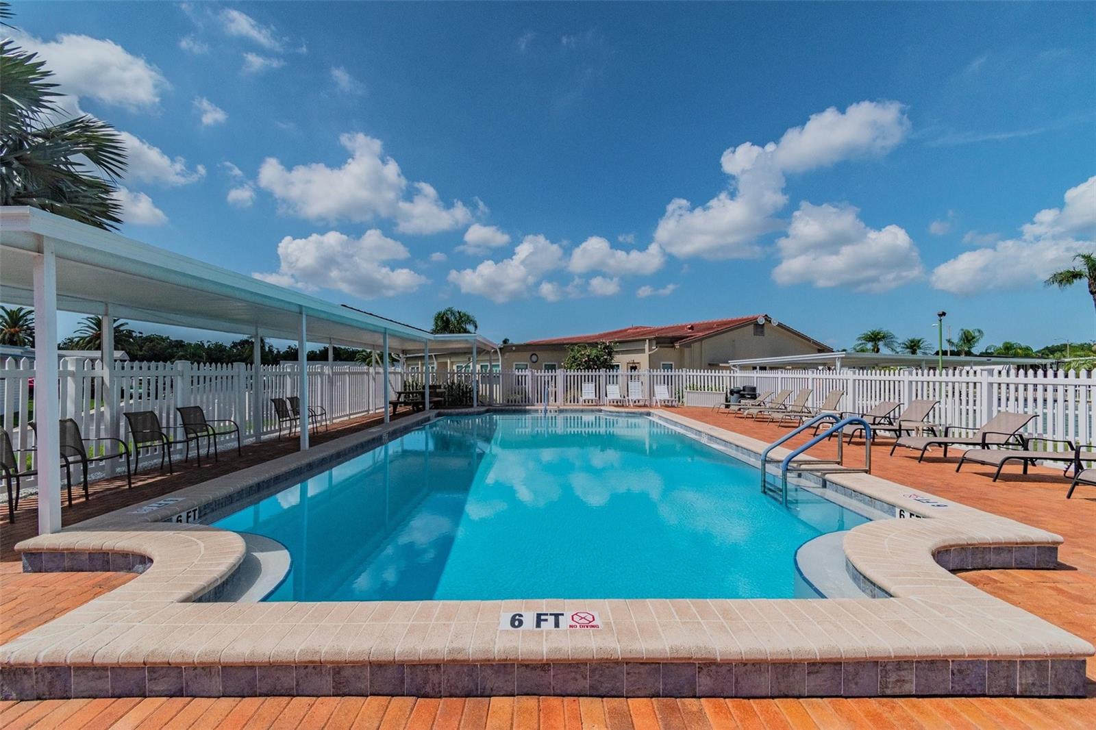 HOLIDAY SHORES MOBILE PARK UNREC - Residential