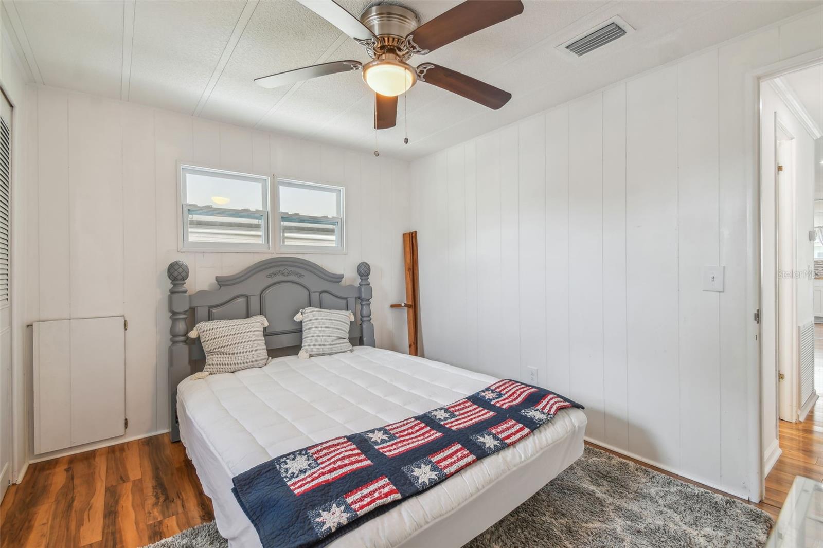 HOLIDAY SHORES MOBILE PARK UNREC - Residential