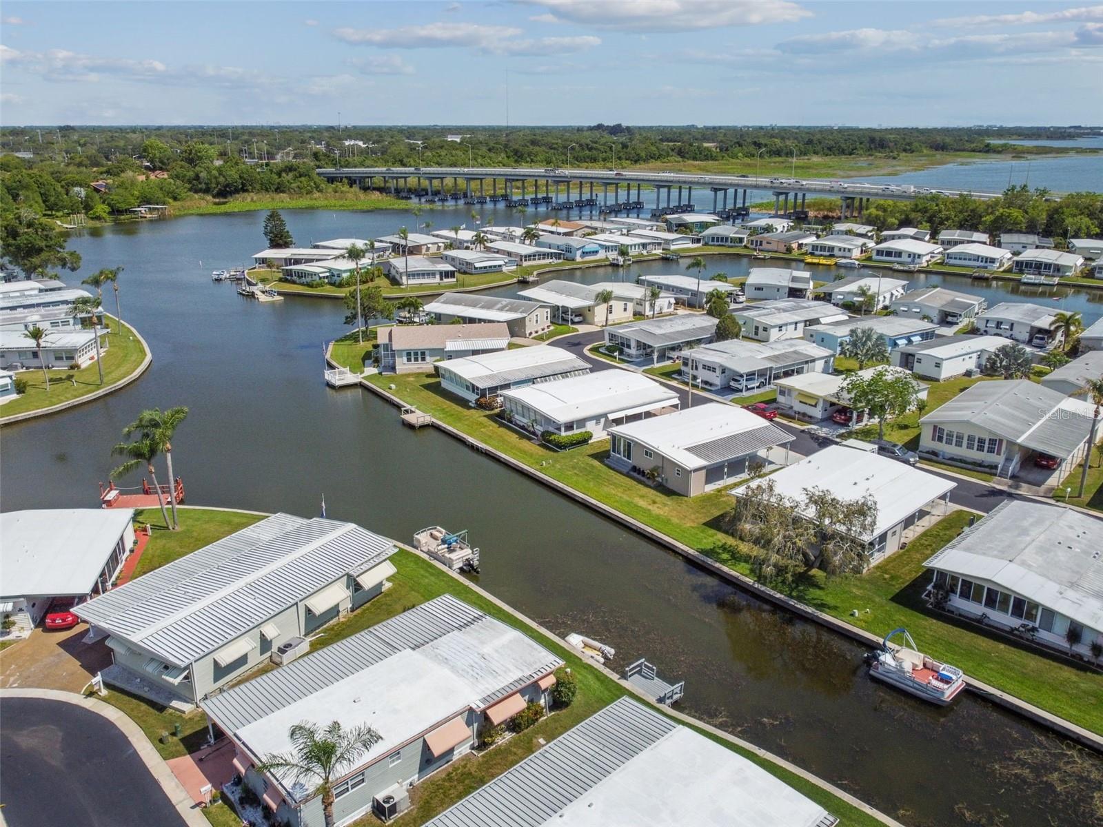 HOLIDAY SHORES MOBILE PARK UNREC - Residential