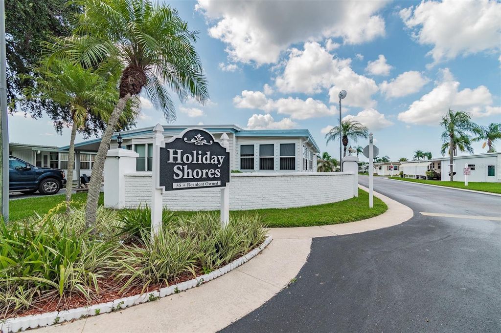 Photo of 10232 Paradise Drive #193, Largo, FL 33773 (MLS # TB8463103)