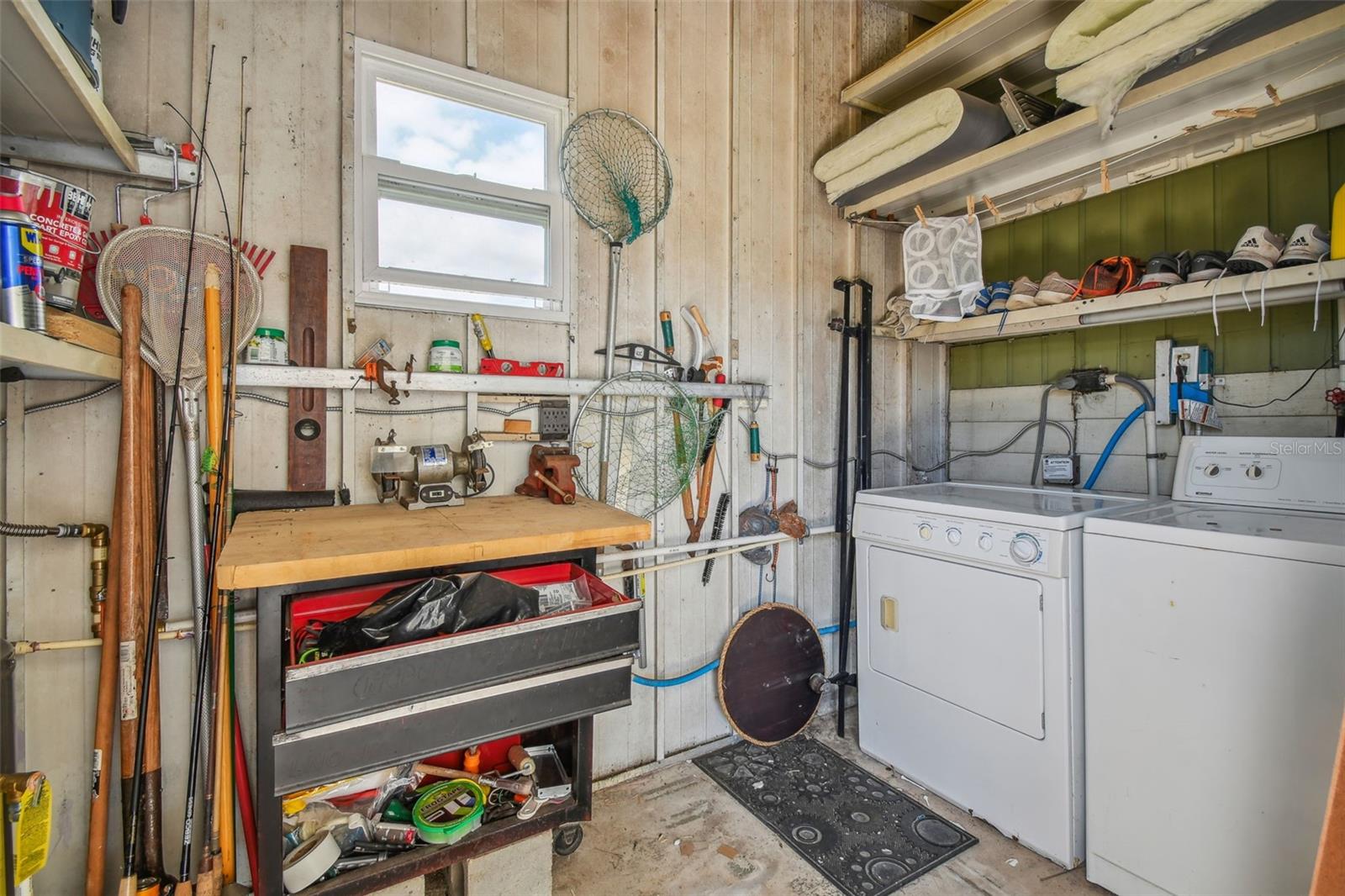 HOLIDAY SHORES MOBILE PARK UNREC - Residential