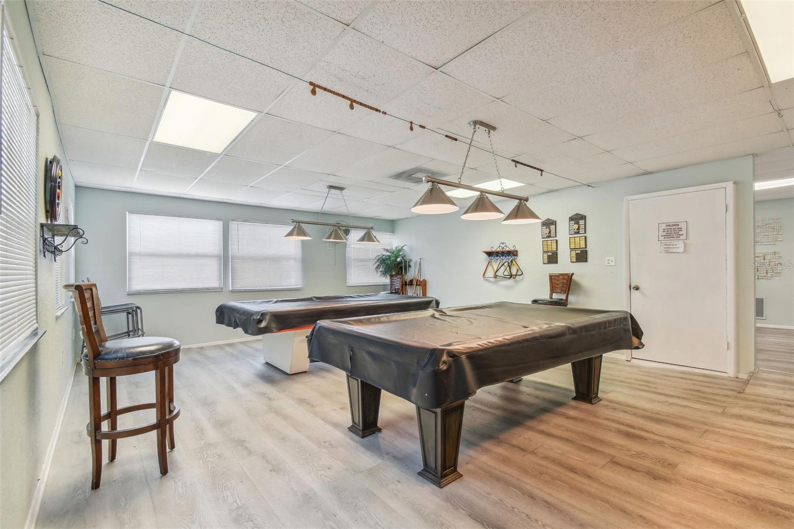 HOLIDAY SHORES MOBILE PARK UNREC - Residential