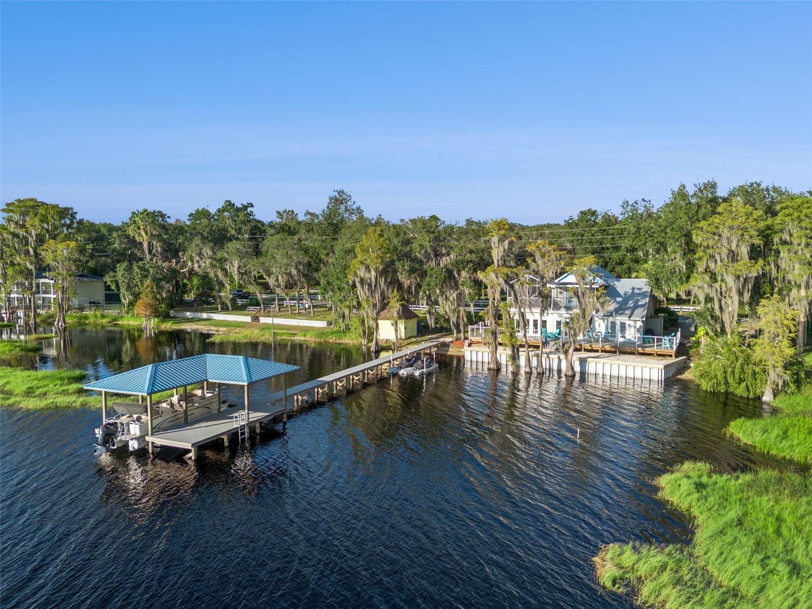 LANCASTER BEACH - Residential