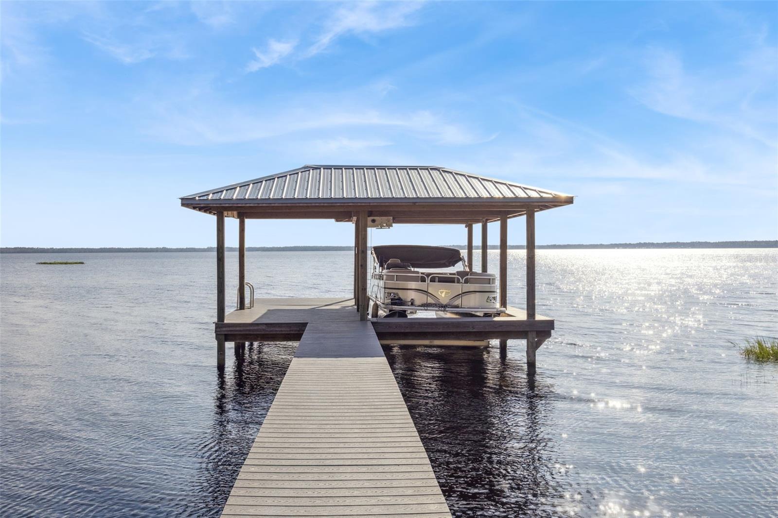 LANCASTER BEACH - Residential