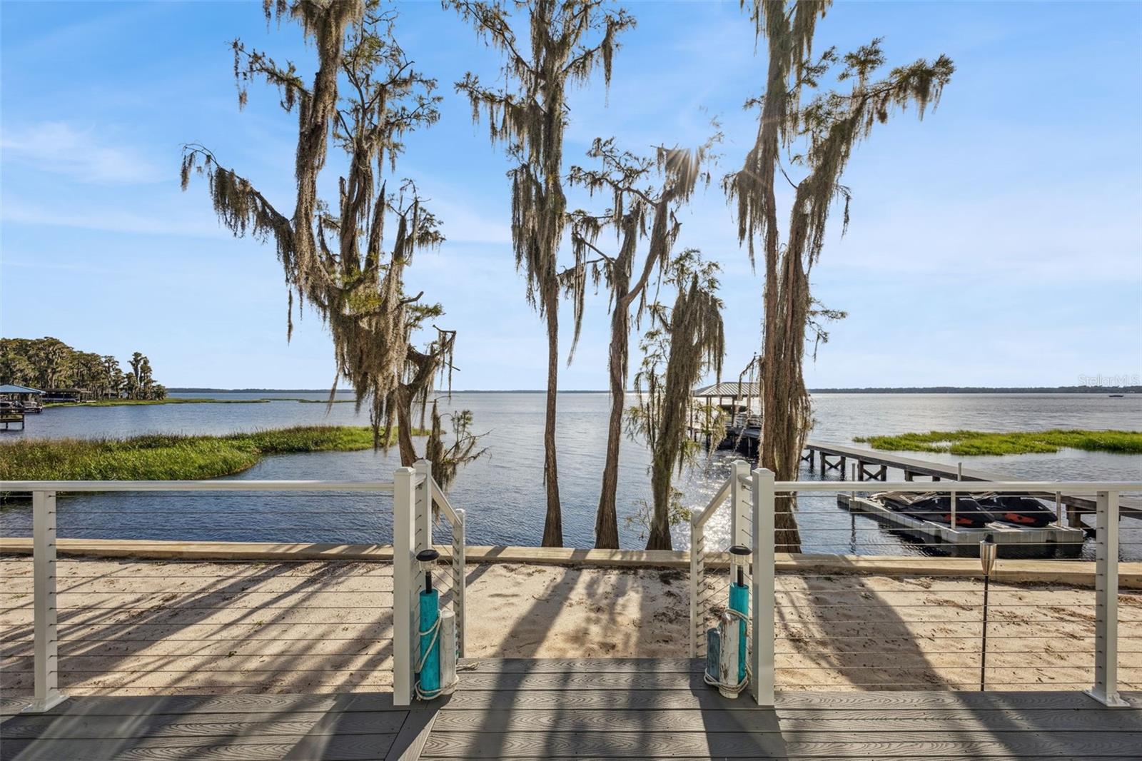 LANCASTER BEACH - Residential