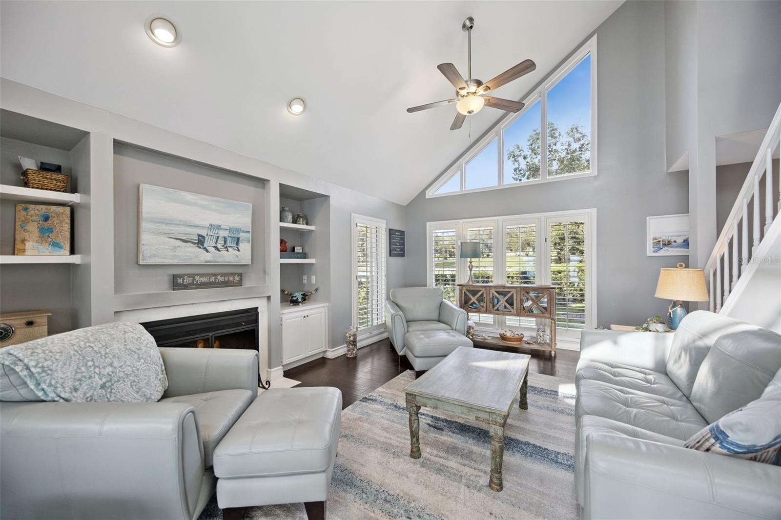 LANCASTER BEACH - Residential