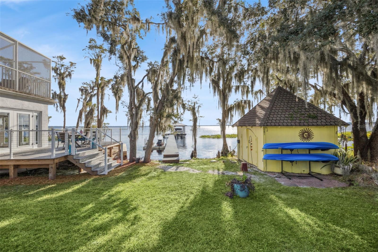 LANCASTER BEACH - Residential