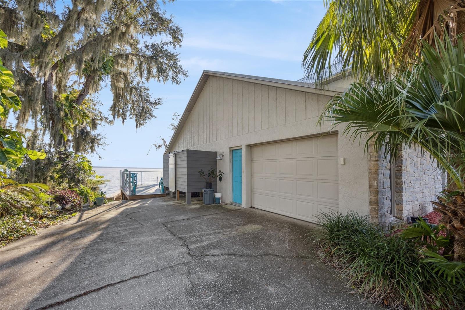 LANCASTER BEACH - Residential