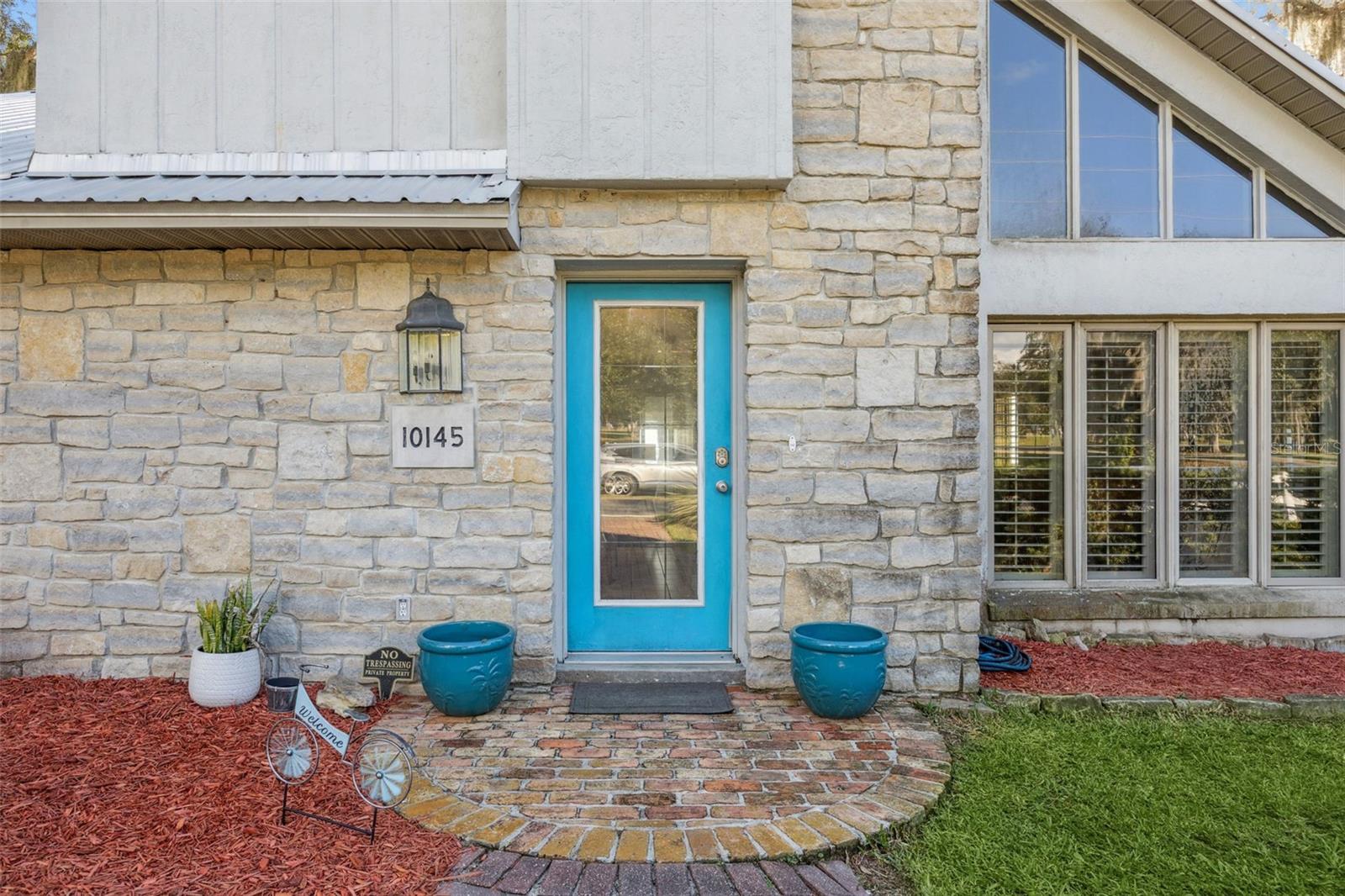 LANCASTER BEACH - Residential