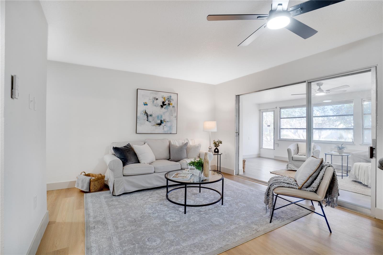 DEL WEBBS SUN CITY FLORIDA UN - Residential