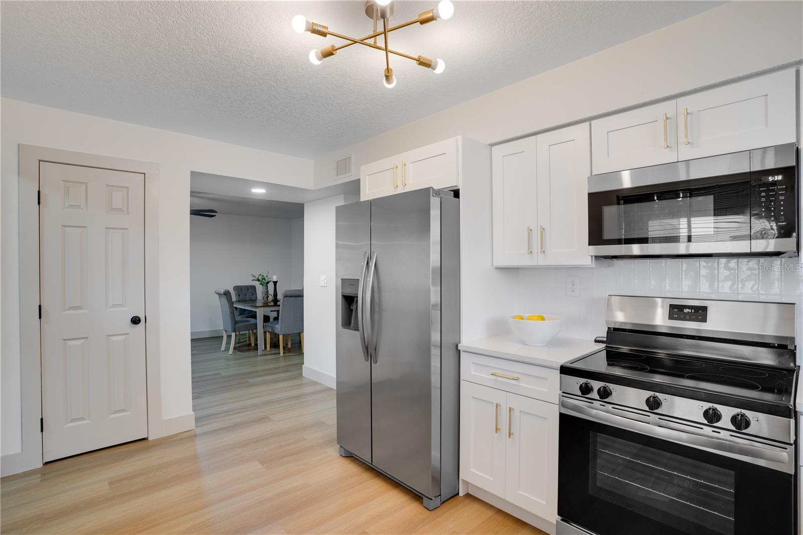 DEL WEBBS SUN CITY FLORIDA UN - Residential