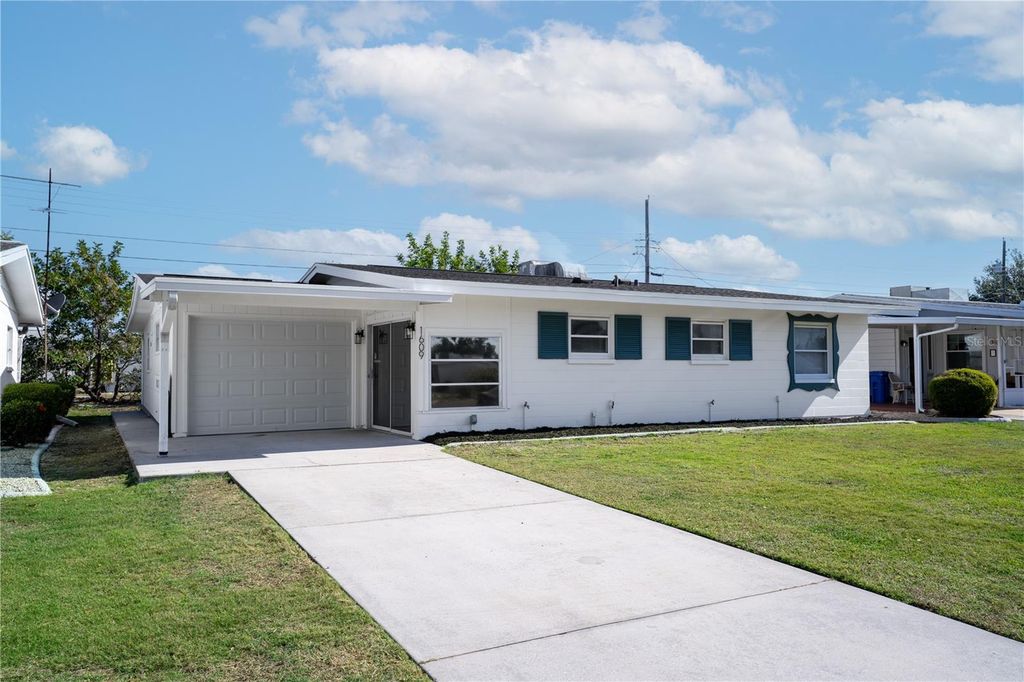 Photo of 1609 Council Drive, Sun City Center, FL 33573 (MLS # TB8494157)