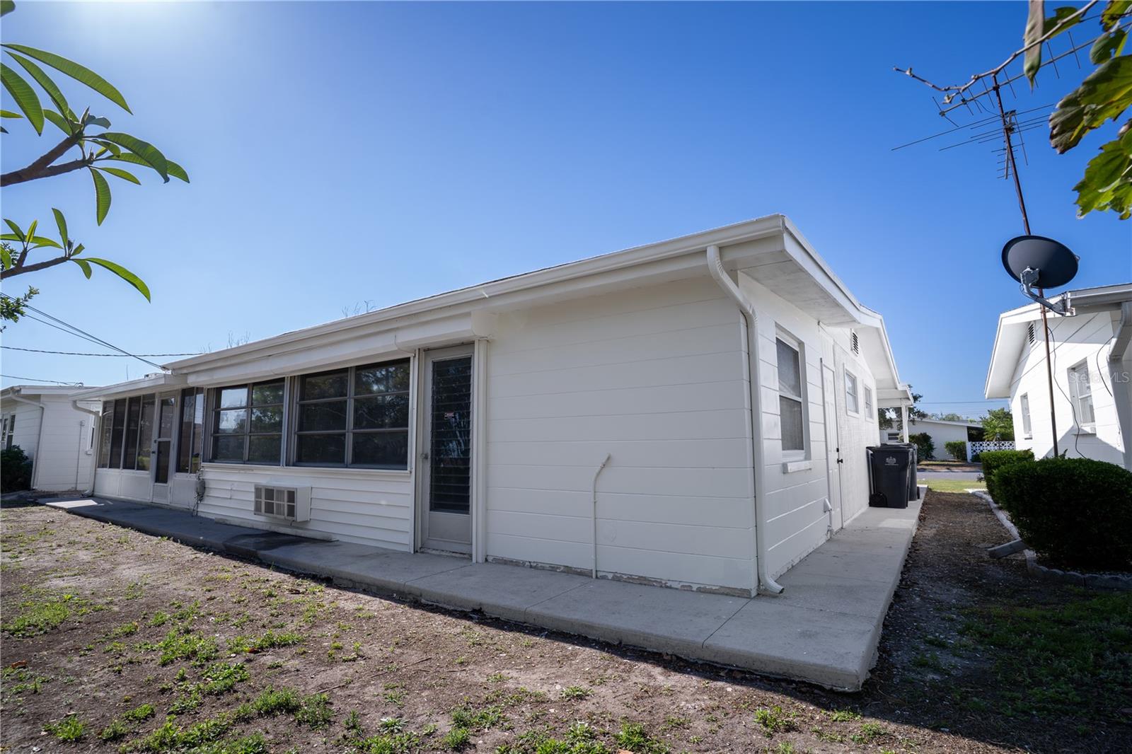 DEL WEBBS SUN CITY FLORIDA UN - Residential