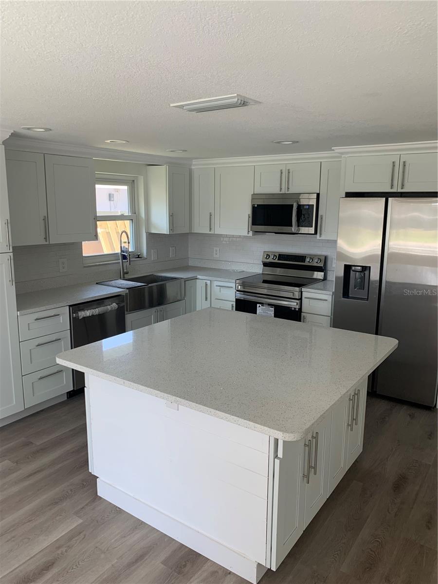 KEW GARDENS - Residential