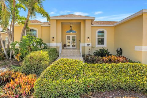 Photo of 343 8th Avenue N, Tierra Verde, FL 33715 (MLS # TB8494514)