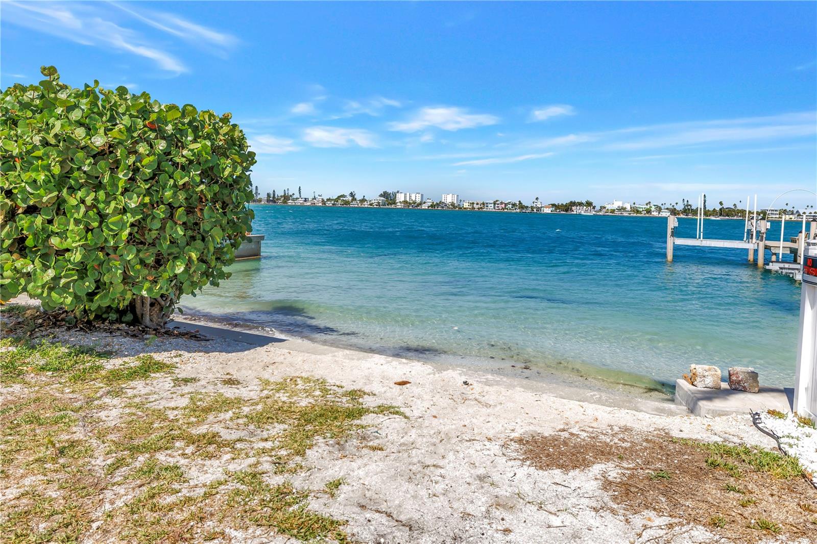 TIERRA VERDE UNIT 1 3RD REP - Residential