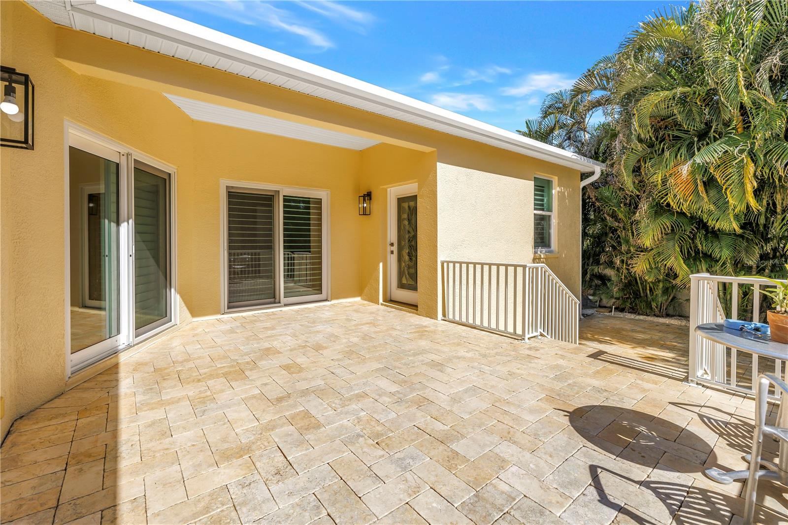 TIERRA VERDE UNIT 1 3RD REP - Residential