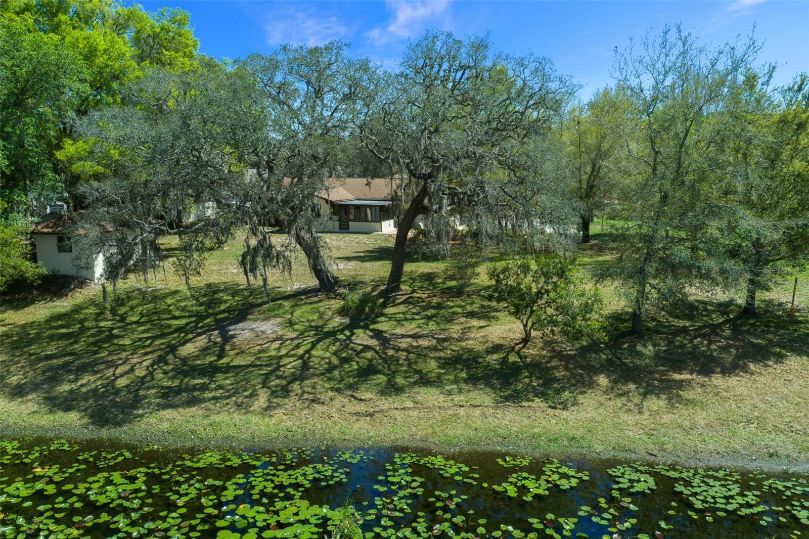 SEVEN LAKES PARKS - Residential