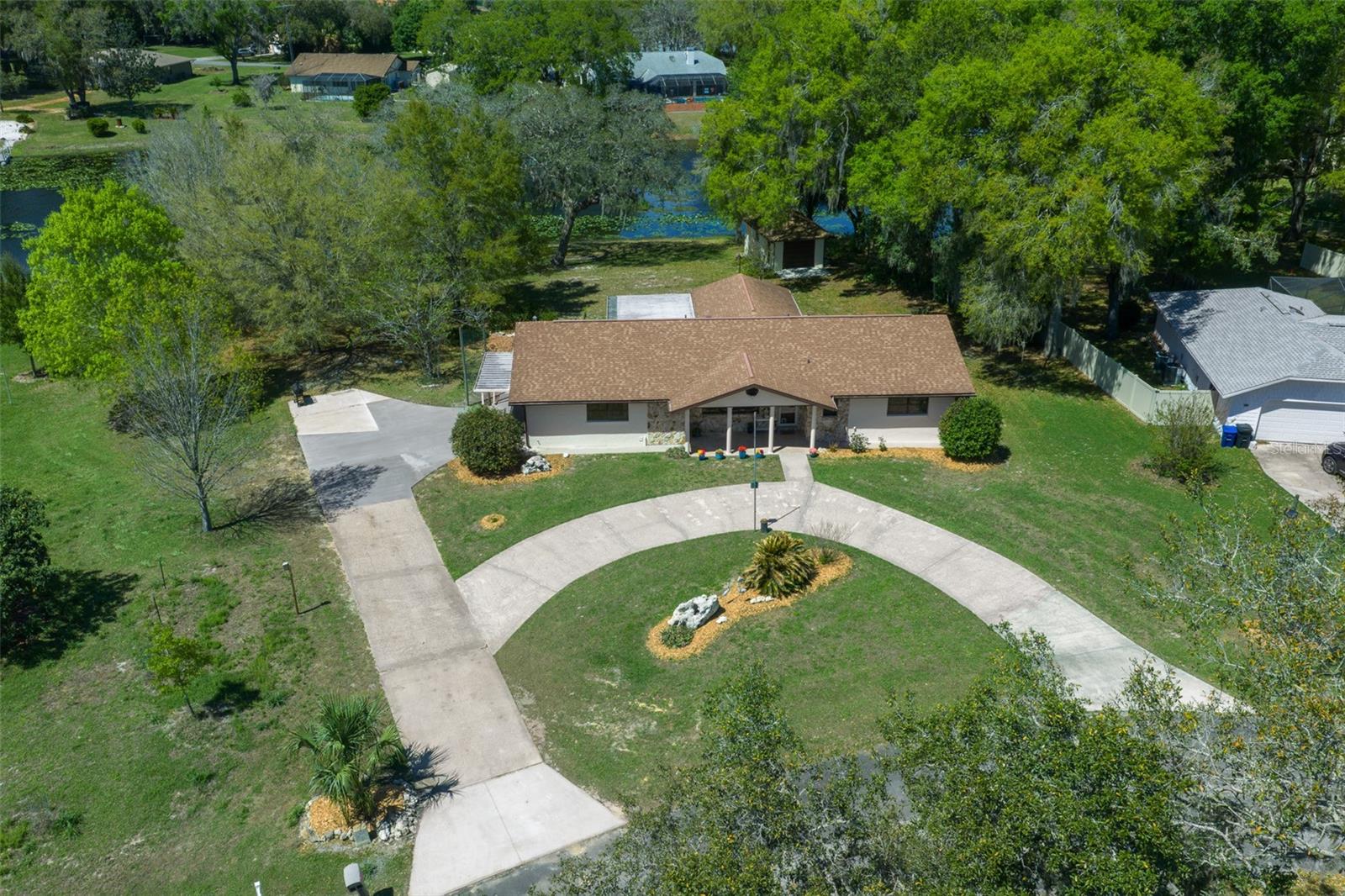 SEVEN LAKES PARKS - Residential