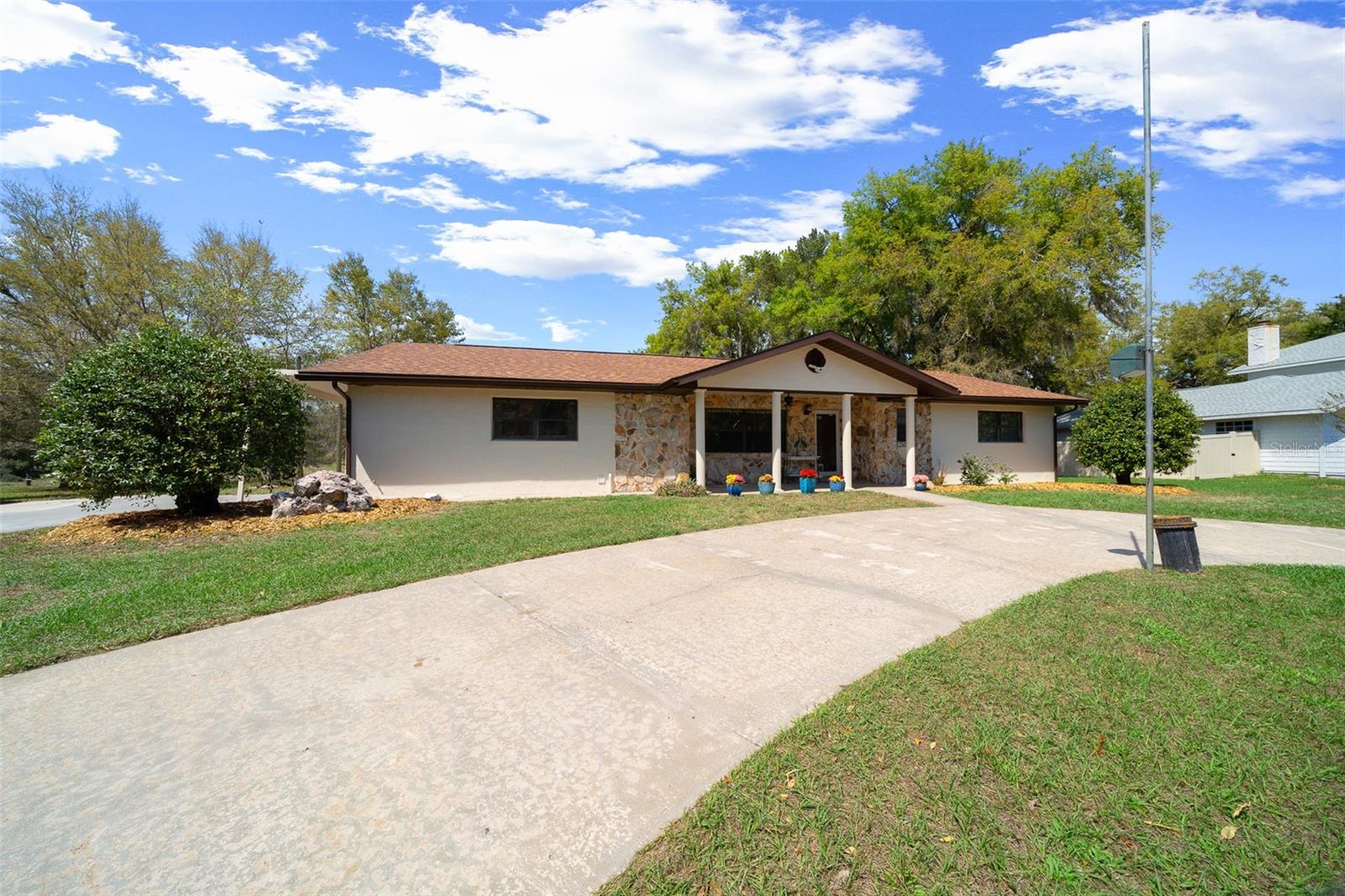 SEVEN LAKES PARKS - Residential