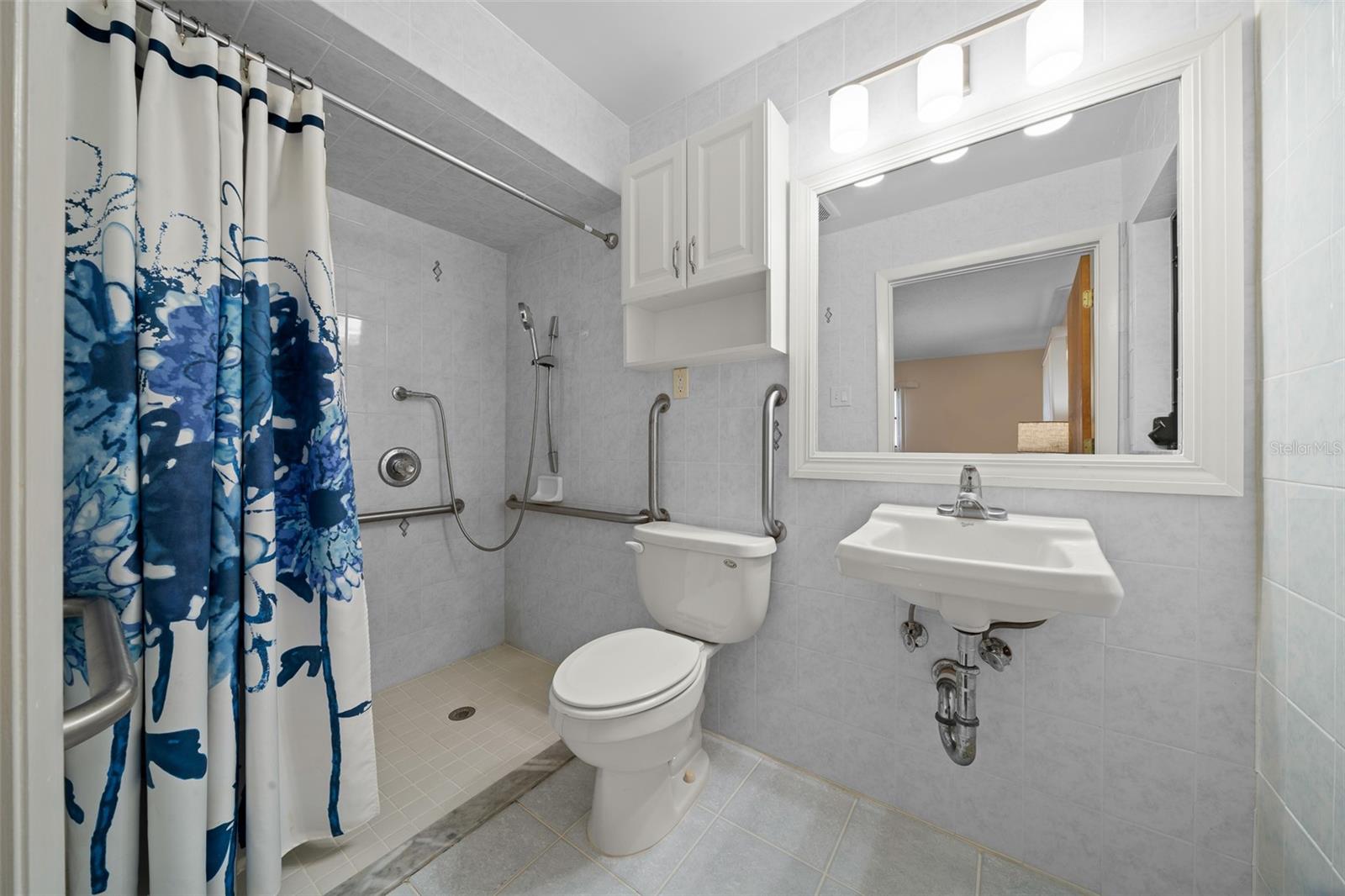 SEVEN LAKES PARKS - Residential