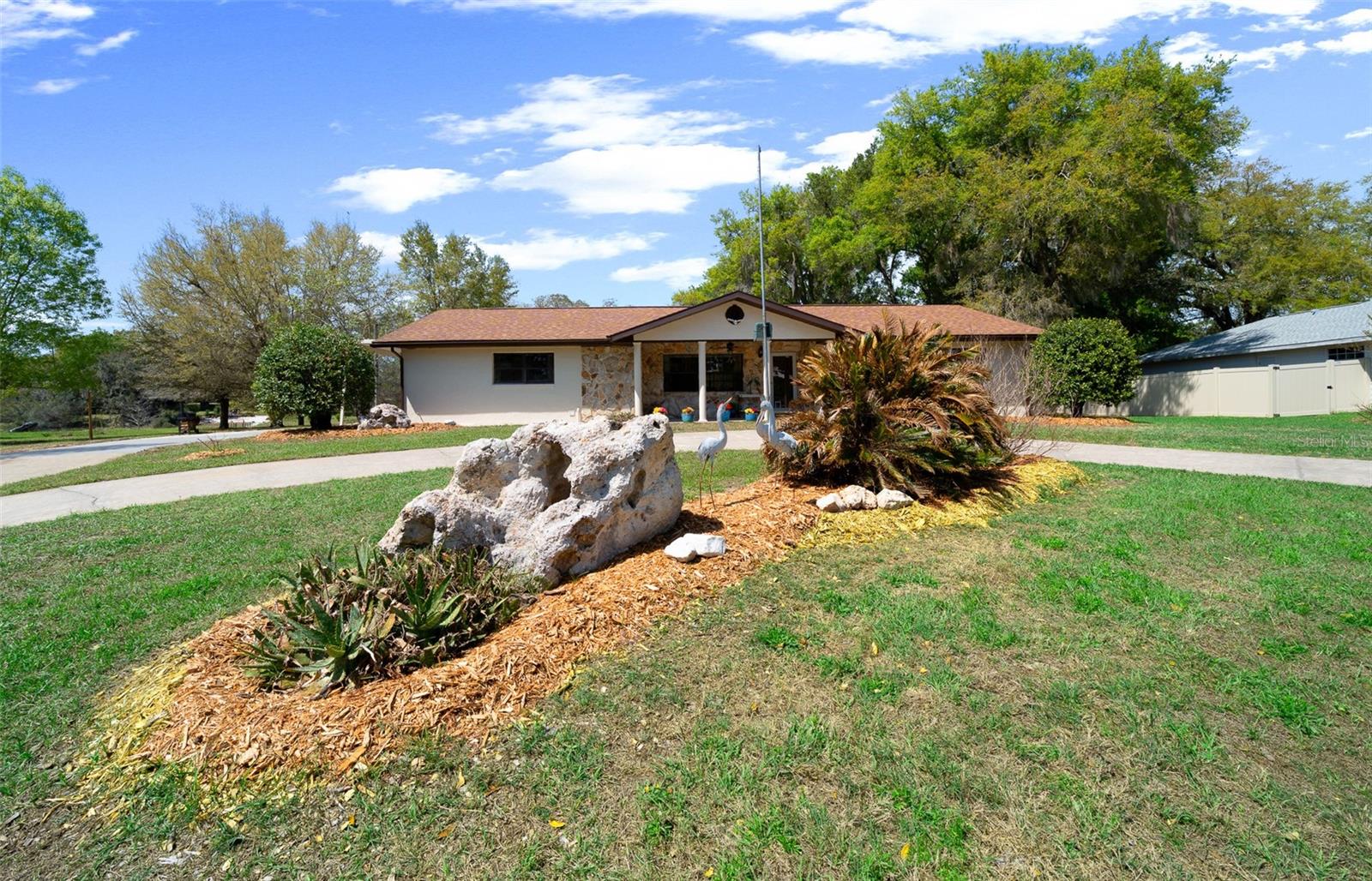 SEVEN LAKES PARKS - Residential