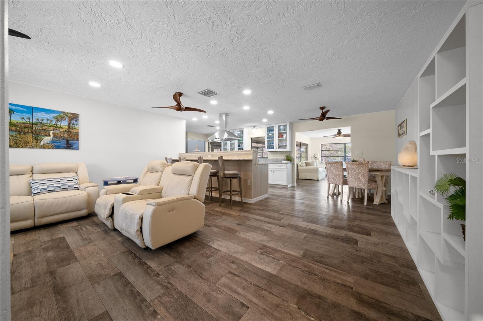 SEVEN LAKES PARKS - Residential