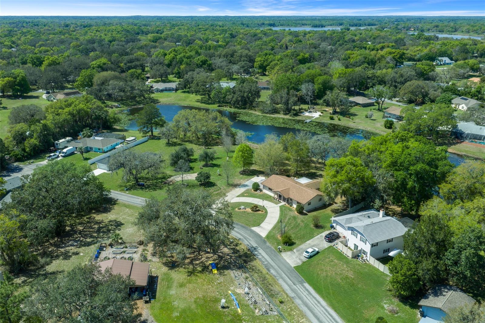 SEVEN LAKES PARKS - Residential