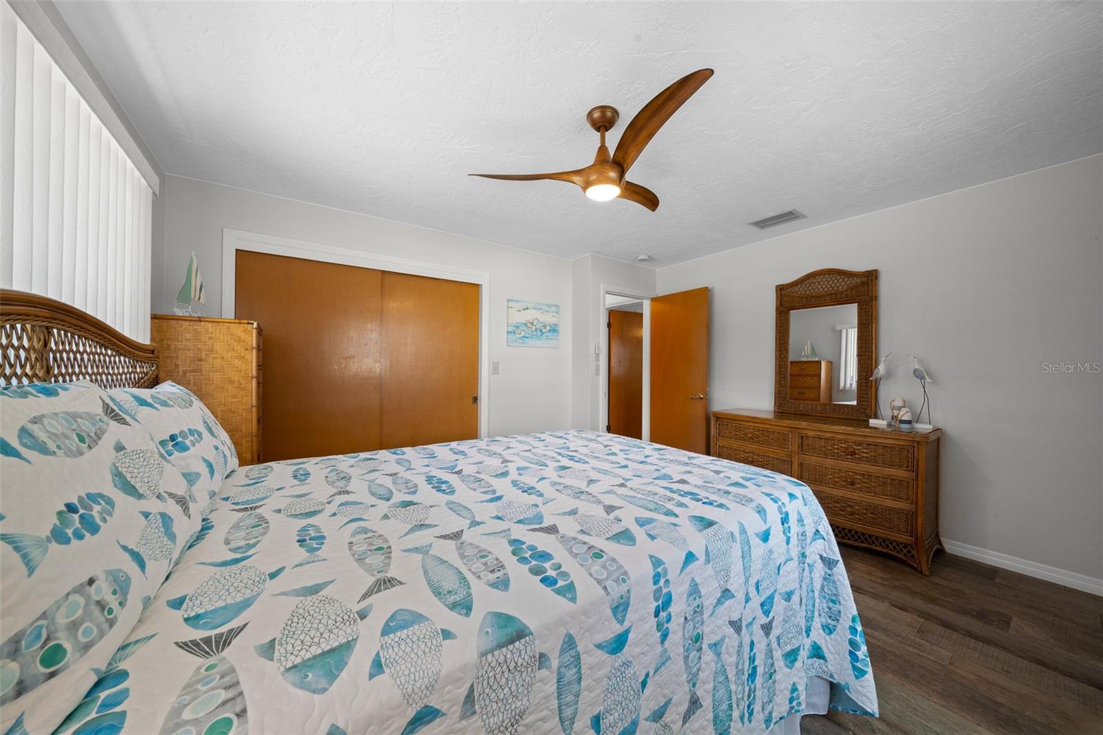 SEVEN LAKES PARKS - Residential