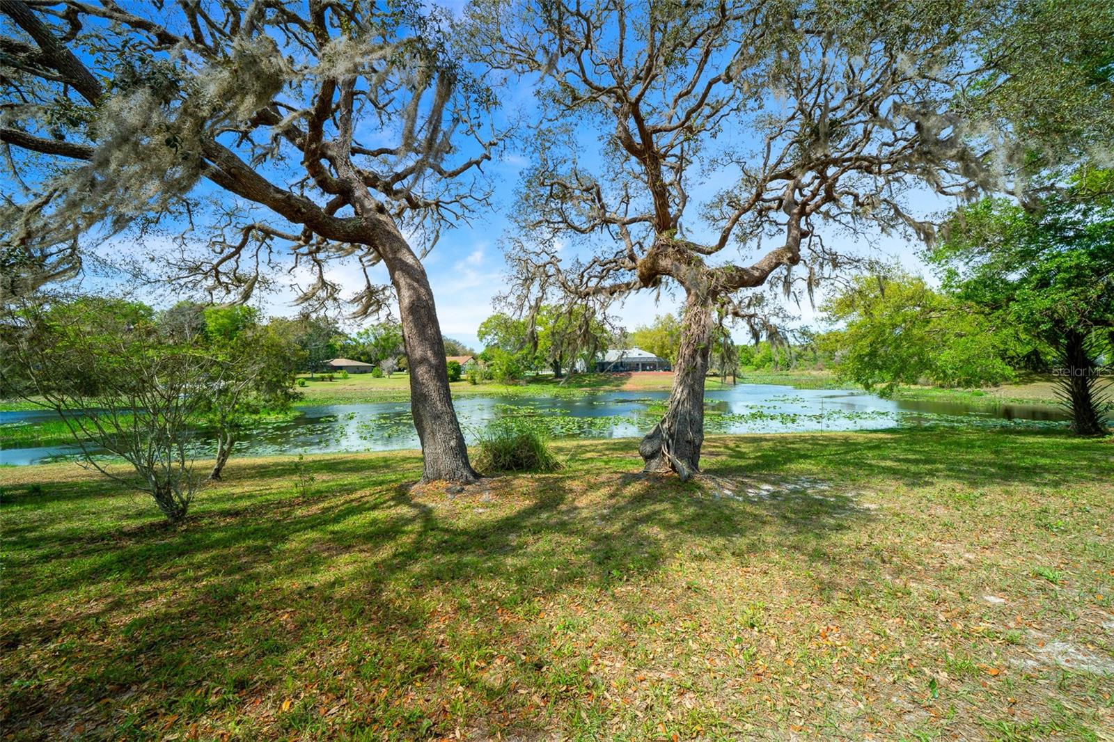 SEVEN LAKES PARKS - Residential