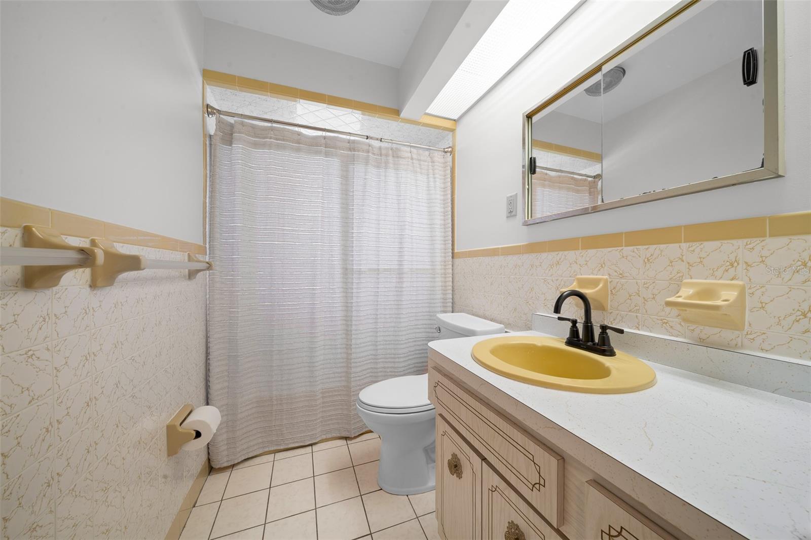 SEVEN LAKES PARKS - Residential