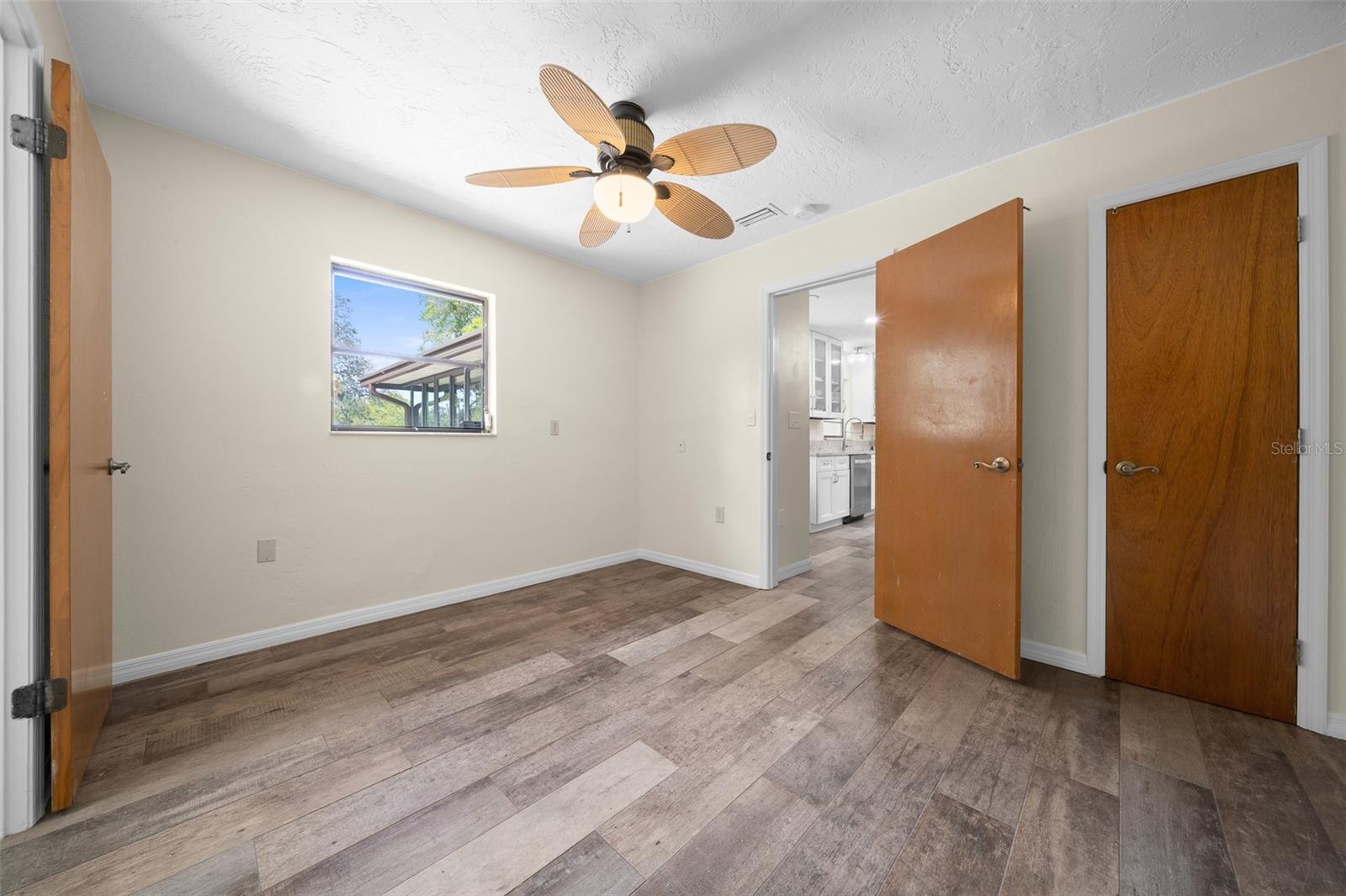 SEVEN LAKES PARKS - Residential