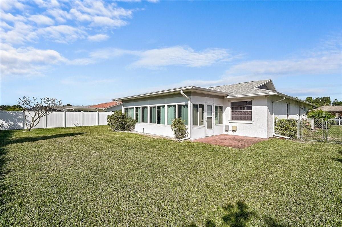 VILLAGE GREEN OF BRADENTON - Residential