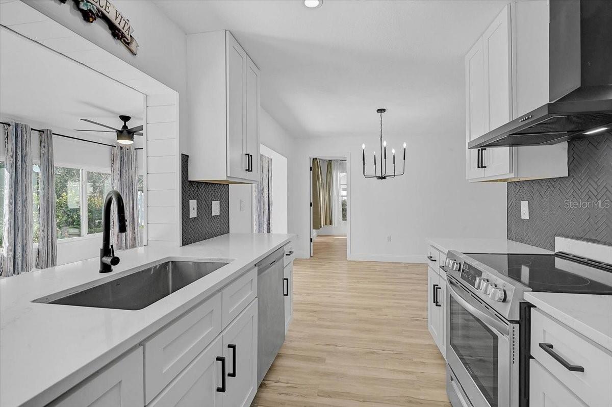 VILLAGE GREEN OF BRADENTON - Residential