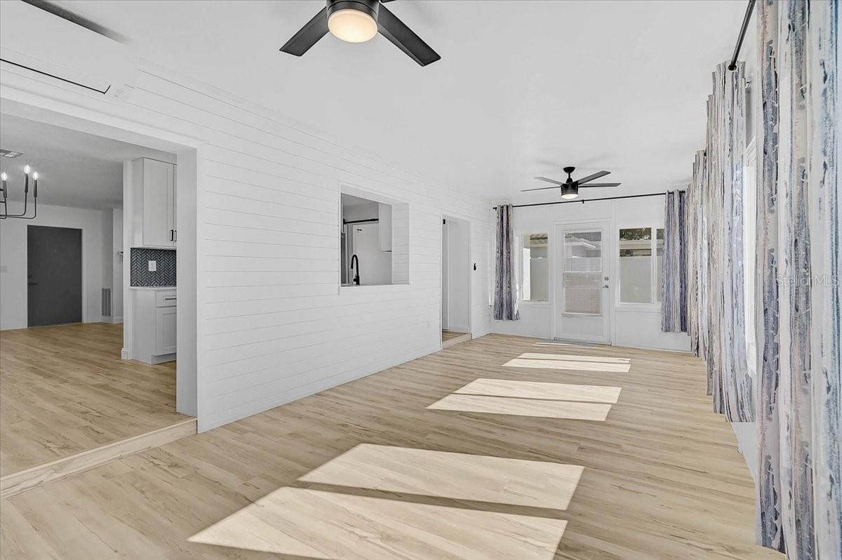 VILLAGE GREEN OF BRADENTON - Residential