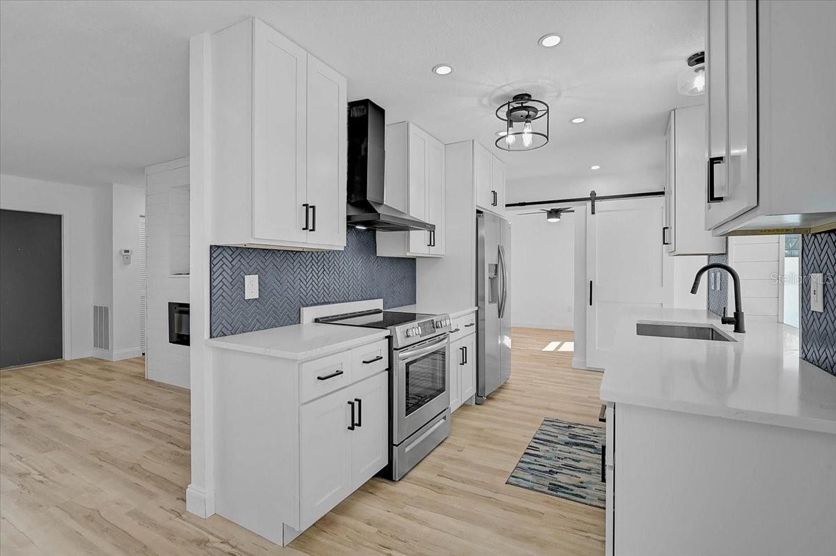 VILLAGE GREEN OF BRADENTON - Residential