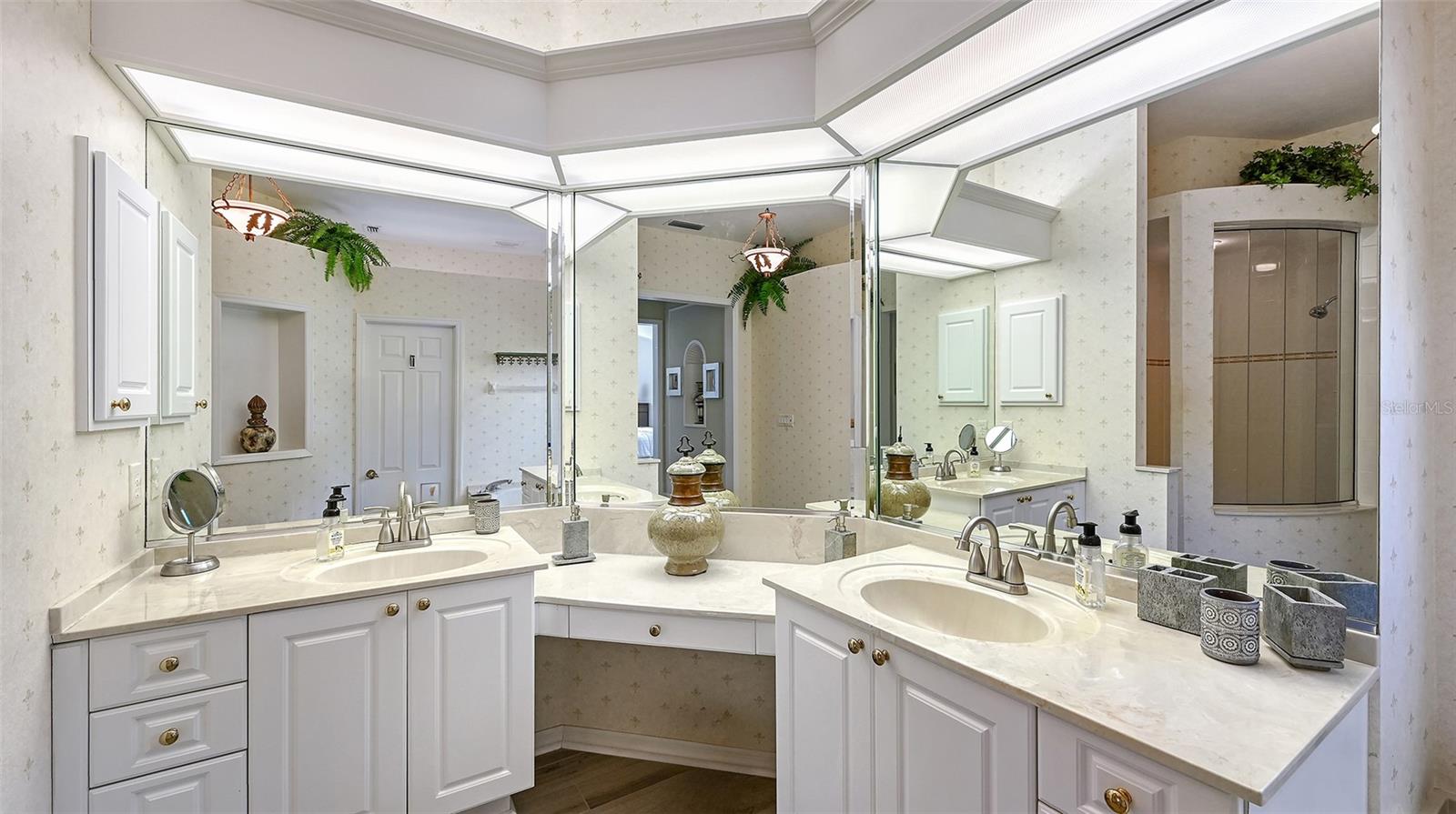 UNIVERSITY PARK - Residential