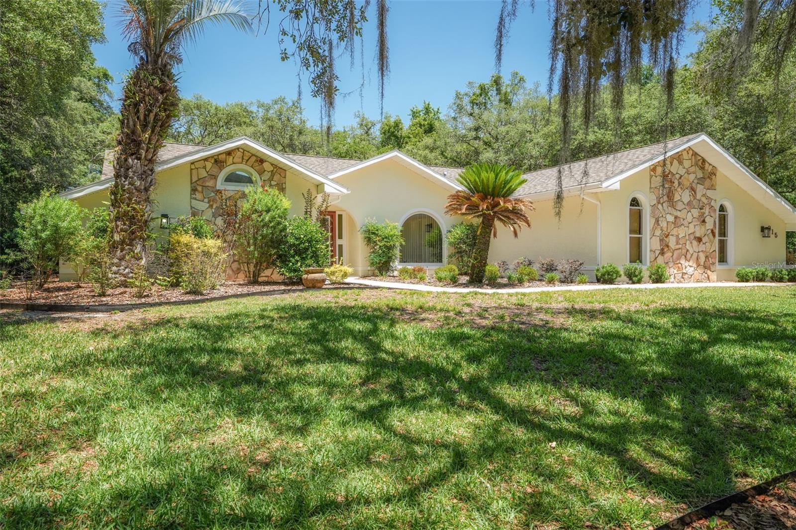 HAMPTON HILLS - Residential