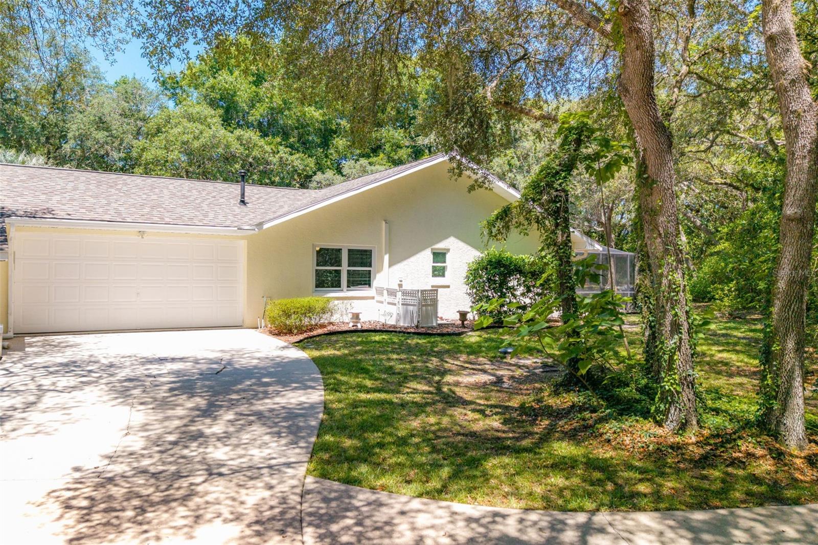 HAMPTON HILLS - Residential